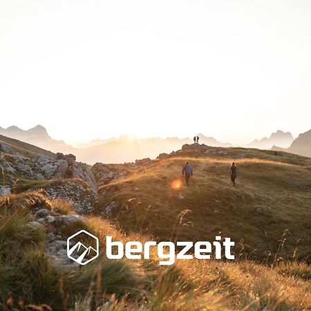 Willa Diese Einfache Unterkunft- Bergheimat Ist Nur Fuer Backpacker- Rucksacktouristen Und Radfahrer - Huettenfeeling Im Backpackerhoues- Ganz Einfach - Ganz Unkompliziert - Ganz Relaxd Linthal Zewnętrze zdjęcie