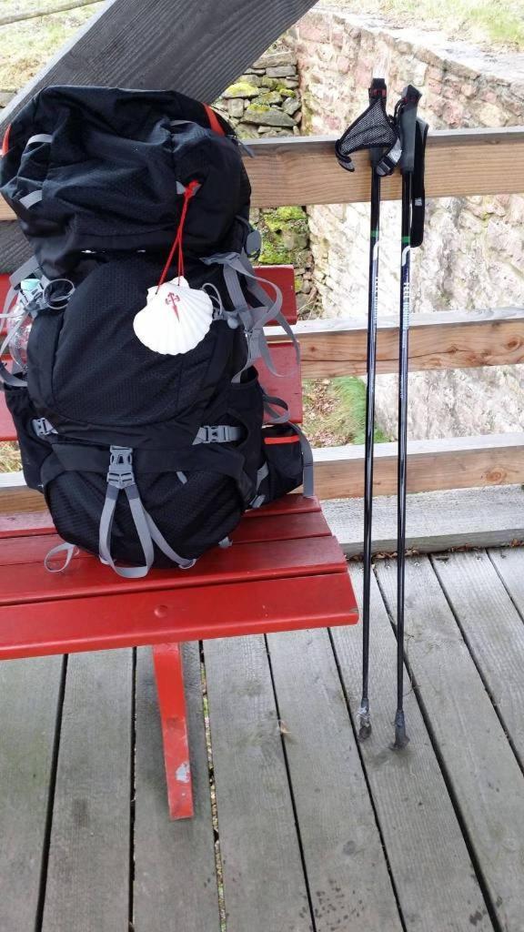 Willa Diese Einfache Unterkunft- Bergheimat Ist Nur Fuer Backpacker- Rucksacktouristen Und Radfahrer - Huettenfeeling Im Backpackerhoues- Ganz Einfach - Ganz Unkompliziert - Ganz Relaxd Linthal Zewnętrze zdjęcie